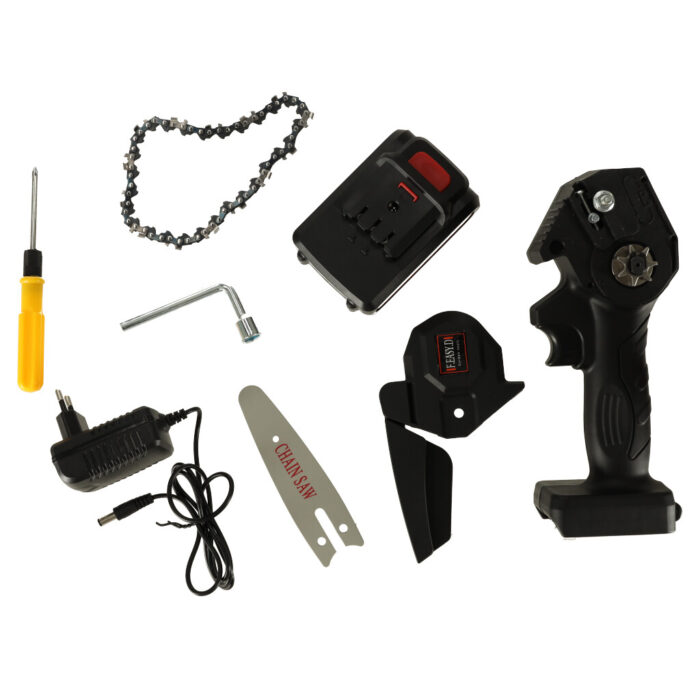 Mini-chainsaw-USB-saw-in-case-135639.jpg